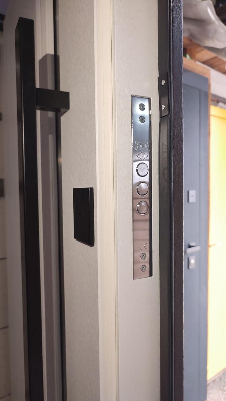 Двері вхідні вулиця Redfort Модена композит зі склопакетом 960х2050 мм Венге/Біле дерево (23537779) - фото 7 Двері вхідні вулиця Redfort Модена композит зі склопакетом 960х2050 мм Венге/Біле дерево (23537779) - фото 7