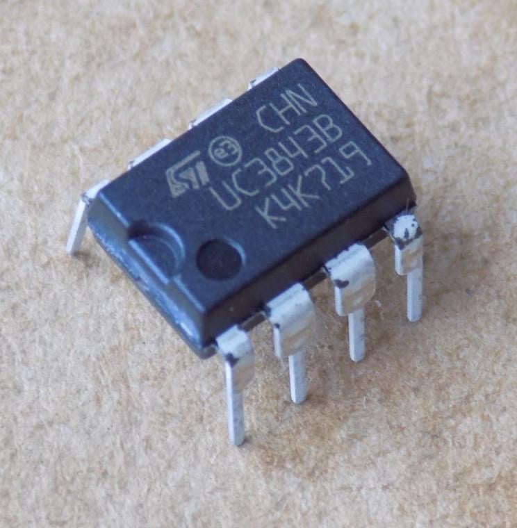 Микросхема UC3843B/DIP8 (30183)