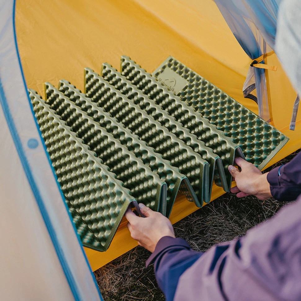 Каремат складной IXPE Naturehike CNK2450WS044 алюминиевая пленка 195x60х1,8 см Оливковый (6927595788356) - фото 8