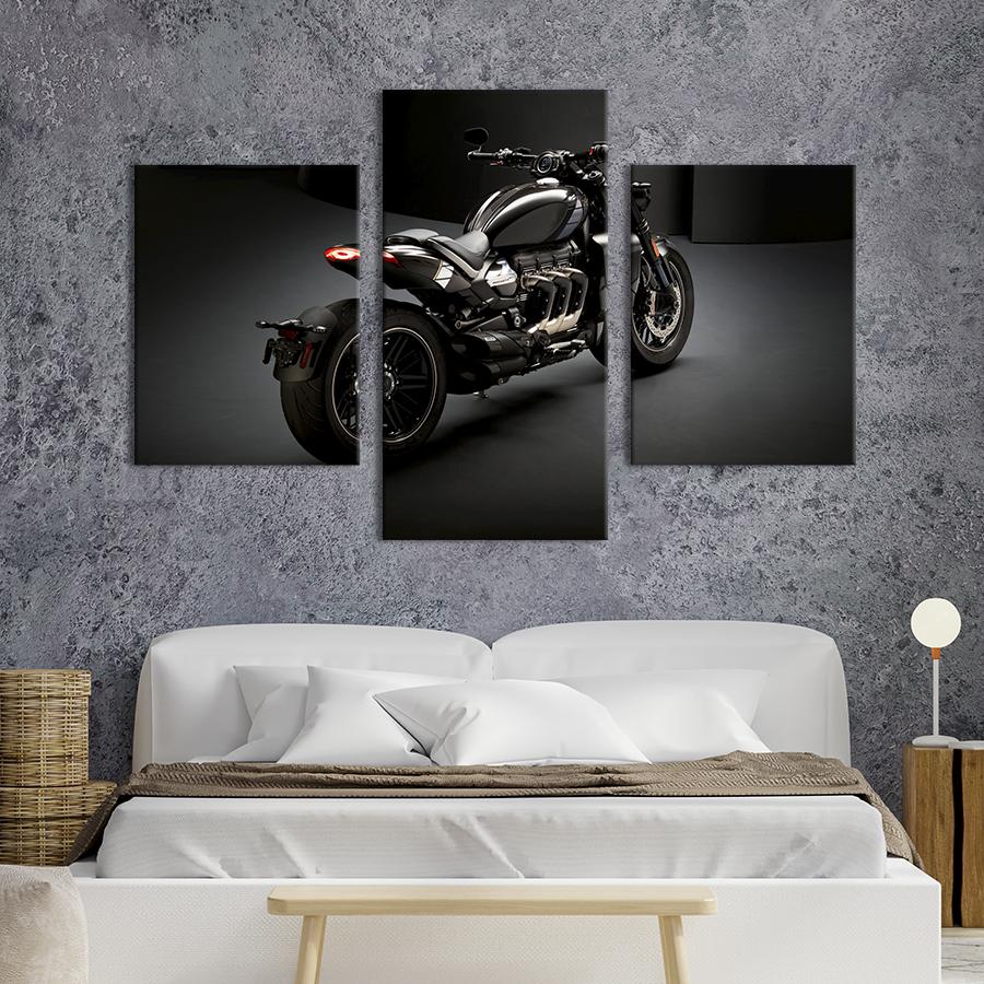 Картина на холсте триптих Мотоцикл Triumph Rocket 3 на чёрном фоне 66x40 см (1407-32)