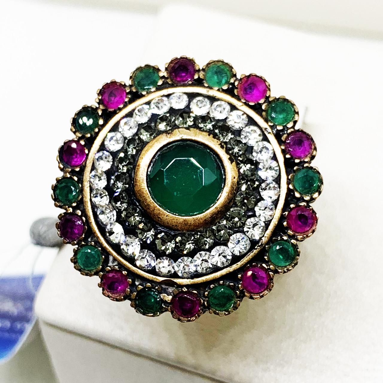 Кольцо серебряное с рубином/изумрудом и агатом р. 18 8,97 г (1597728211) Кольцо серебряное с рубином/изумрудом и агатом р. 18 8,97 г (1597728211)