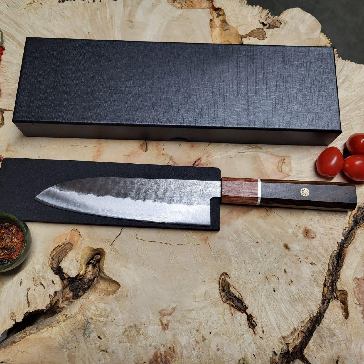 Кухонный нож кованый шеф-повара ручной работы Сантоку