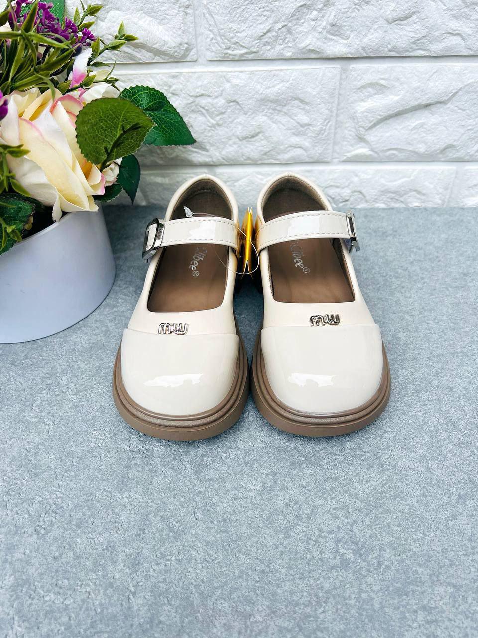 Туфлі класичні для дівчинки Clibee 1711 р. 29 18,8 см Бежевий (1711-5) - фото 2 Туфлі класичні для дівчинки Clibee 1711 р. 29 18,8 см Бежевий (1711-5) - фото 2