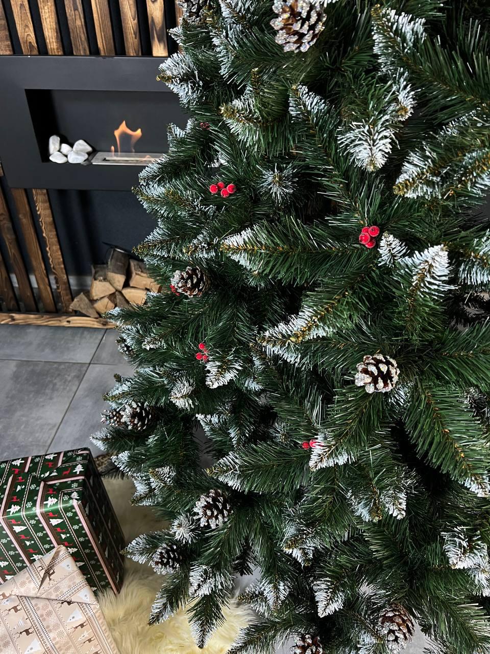 Искусственная елка заснеженная Элитная с шишками и калиной 2,2 м Зеленый (YA678186) - фото 4 Искусственная елка заснеженная Элитная с шишками и калиной 2,2 м Зеленый (YA678186) - фото 4