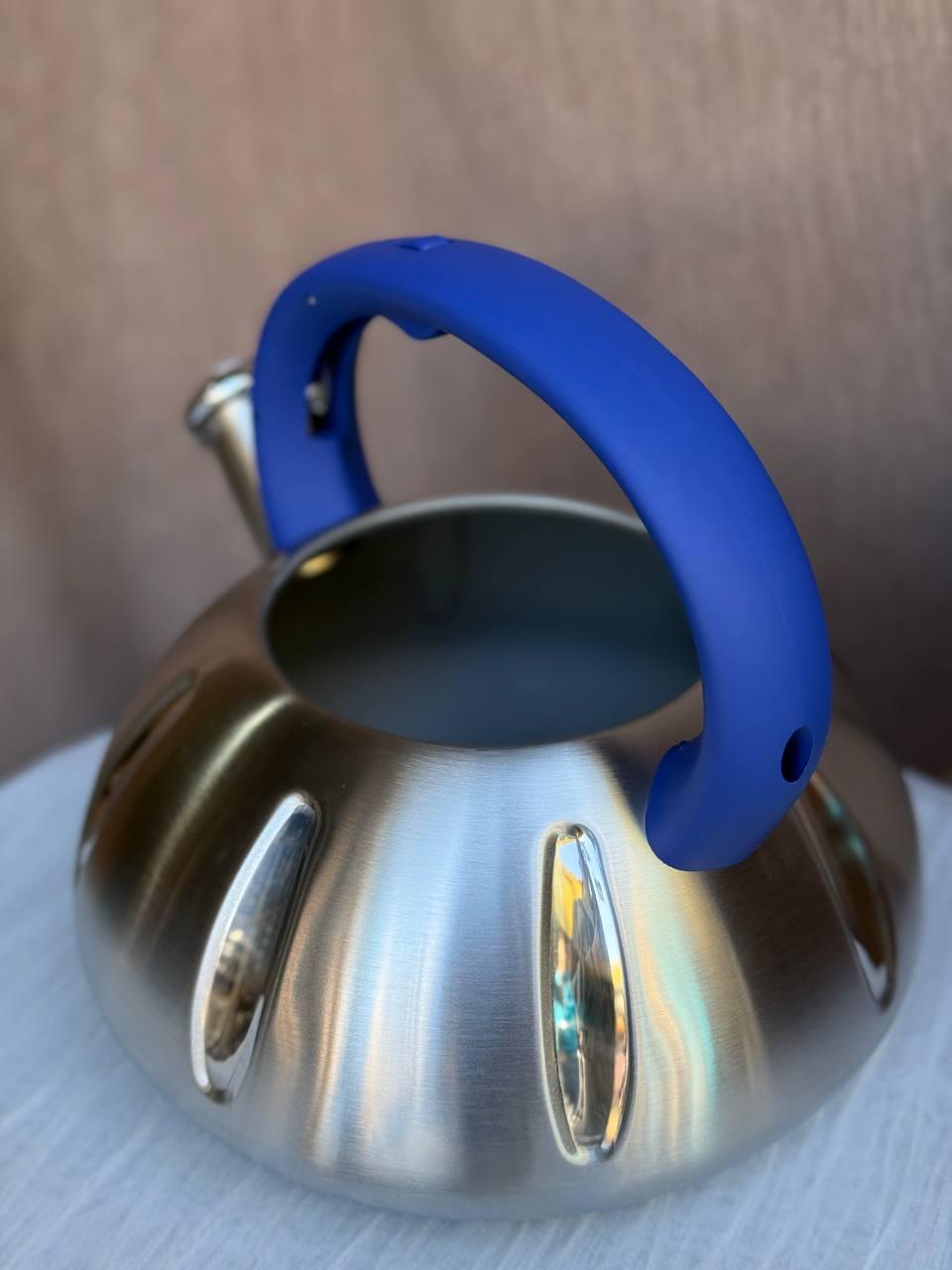 Чайник со свистком Unique из нержавеющей стали 3л Синий (UN-5303) - фото 5 Чайник со свистком Unique из нержавеющей стали 3л Синий (UN-5303) - фото 5