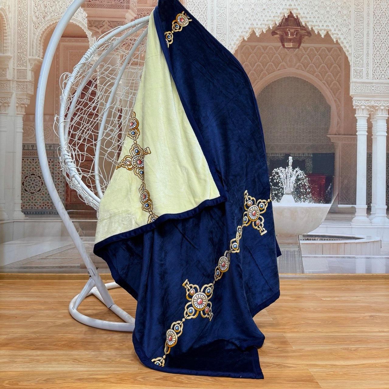 Плед-покрывало двустороннее Koloco Велюр 150x200 см Разноцветный (07-107-11) - фото 2 Плед-покрывало двустороннее Koloco Велюр 150x200 см Разноцветный (07-107-11) - фото 2