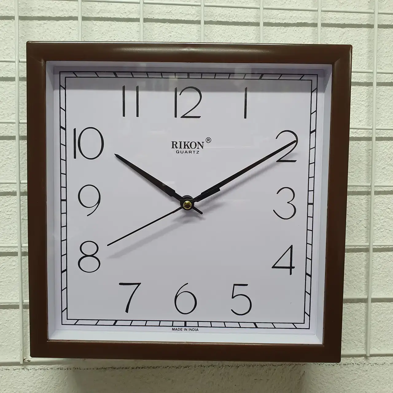 Часы настенные RIKON 1251 Brown White (26752504)