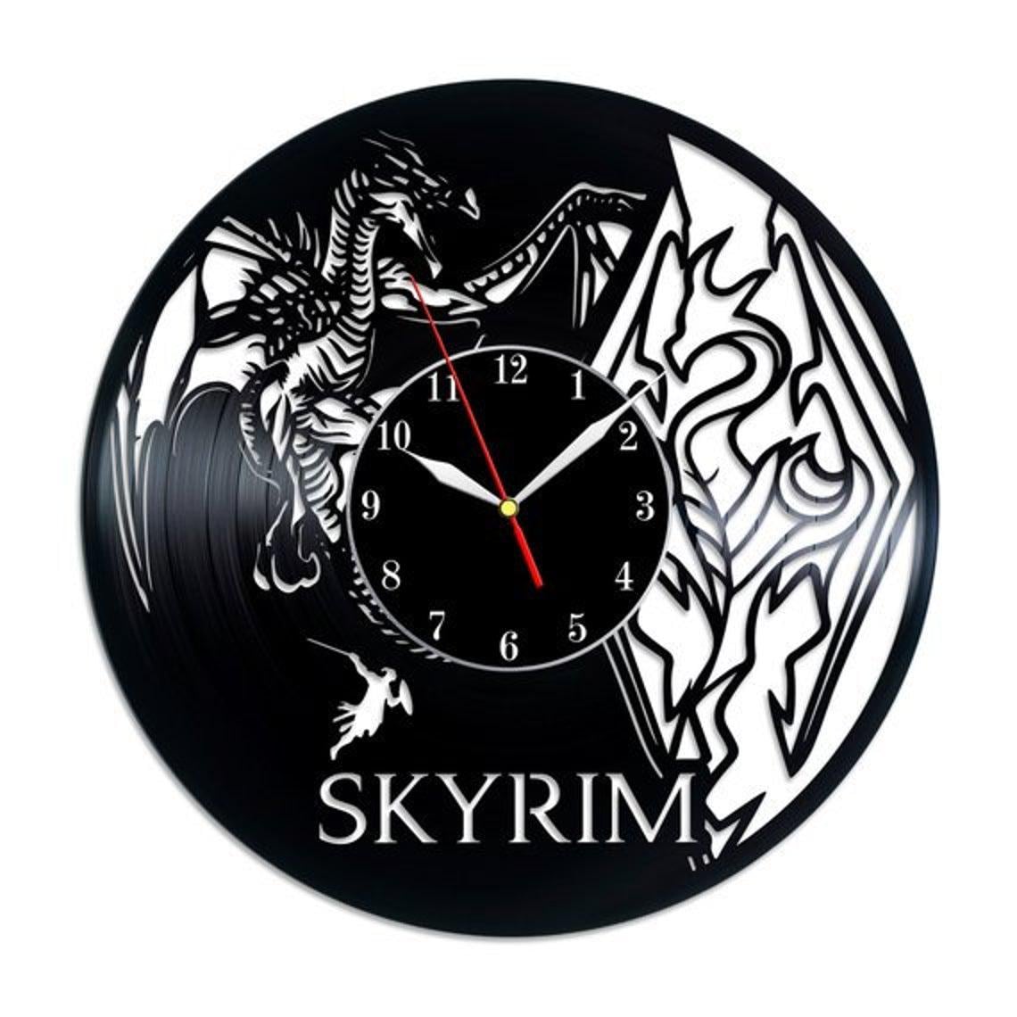 Часы настенные Skyrim 2046 из виниловой пластинки