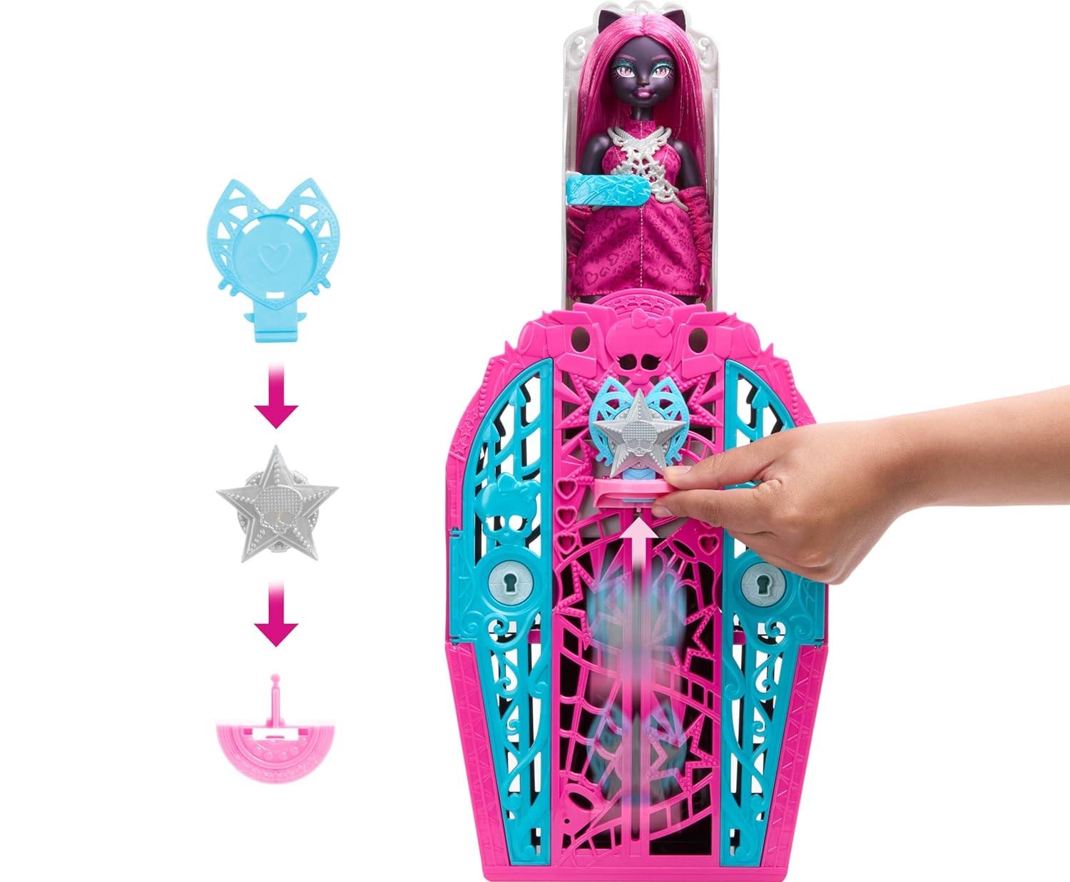 Лялька Monster High Catty Noir Hauntlywood Doll (31073750) - фото 2 Лялька Monster High Catty Noir Hauntlywood Doll (31073750) - фото 2