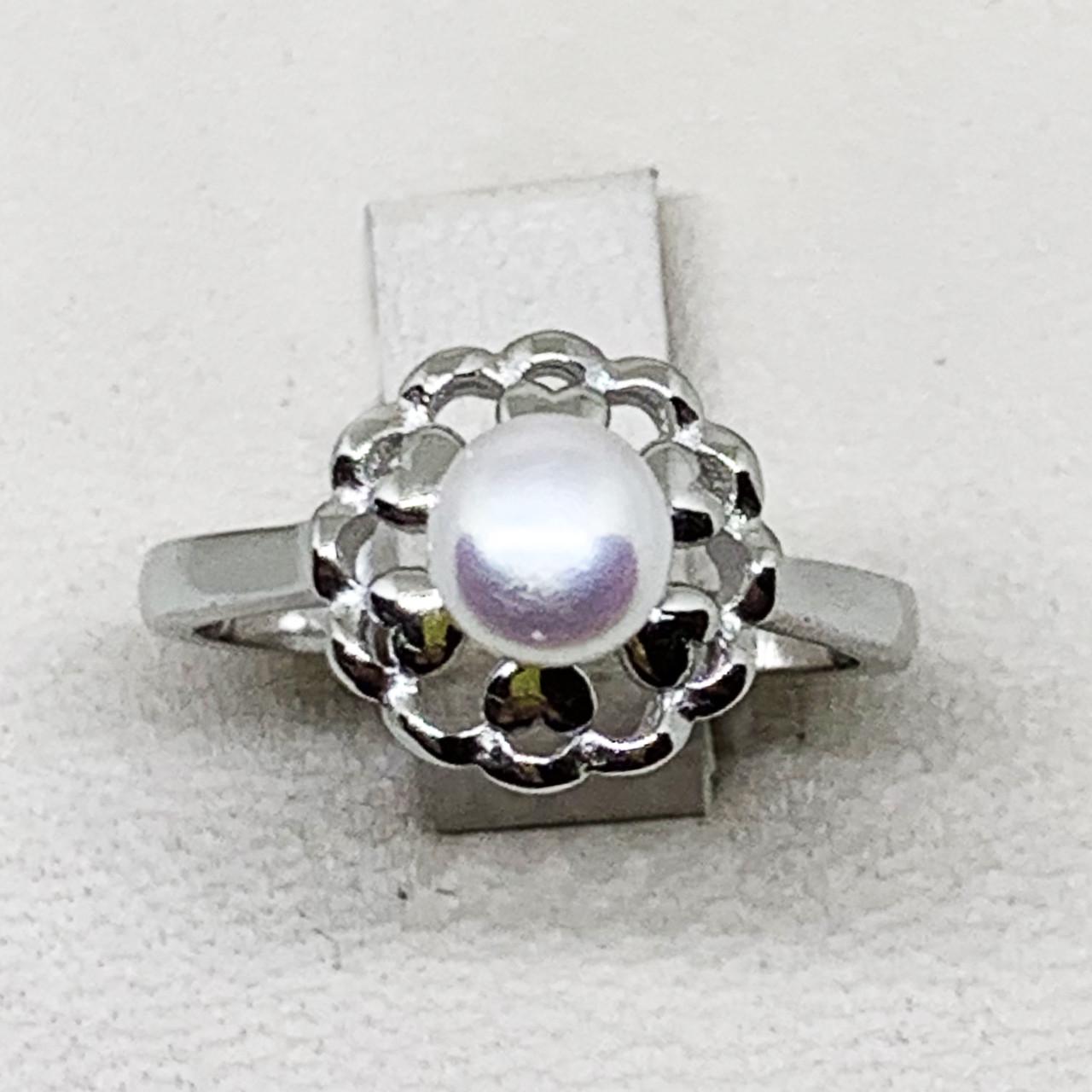 Кольцо серебряное с жемчугом р. 17,5 3,36 г (1699789645)