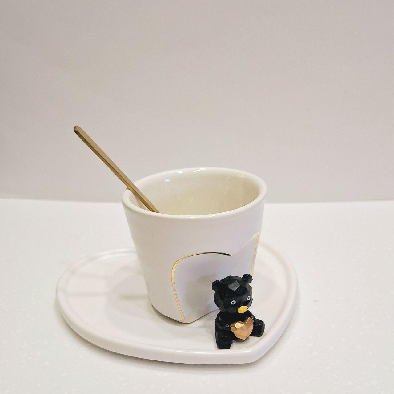 Чашка з блюдцем та ложечкою Закохане ведвежа 130 мл (897) Чашка з блюдцем та ложечкою Закохане ведвежа 130 мл (897)