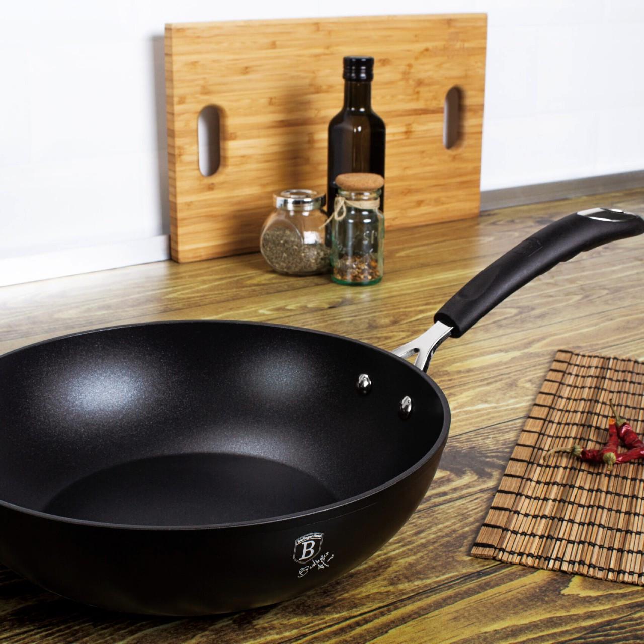 Пательня професійна Wok антипригарна без кришки 28 см Black (6126-BH) - фото 3 Пательня професійна Wok антипригарна без кришки 28 см Black (6126-BH) - фото 3