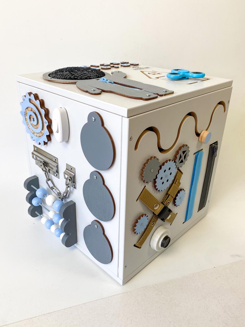 Бизиборд Куб Моно Малина (SUN8120)