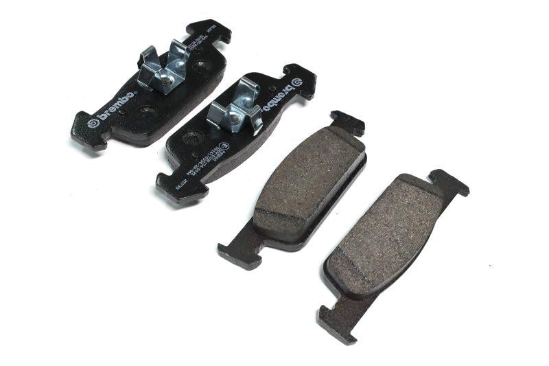 Тормозные колодки дисковые BREMBO для Dacia Logan II 1.2 1.5 2012- Sandero 2012-передние (P 68 060)