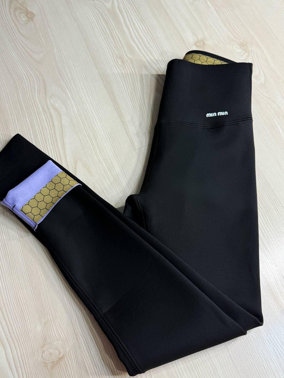 Лосини жіночі Clover 9973 утеплені з пуш-ап і широким поясом XL Чорний (5259) - фото 7 Лосини жіночі Clover 9973 утеплені з пуш-ап і широким поясом XL Чорний (5259) - фото 7