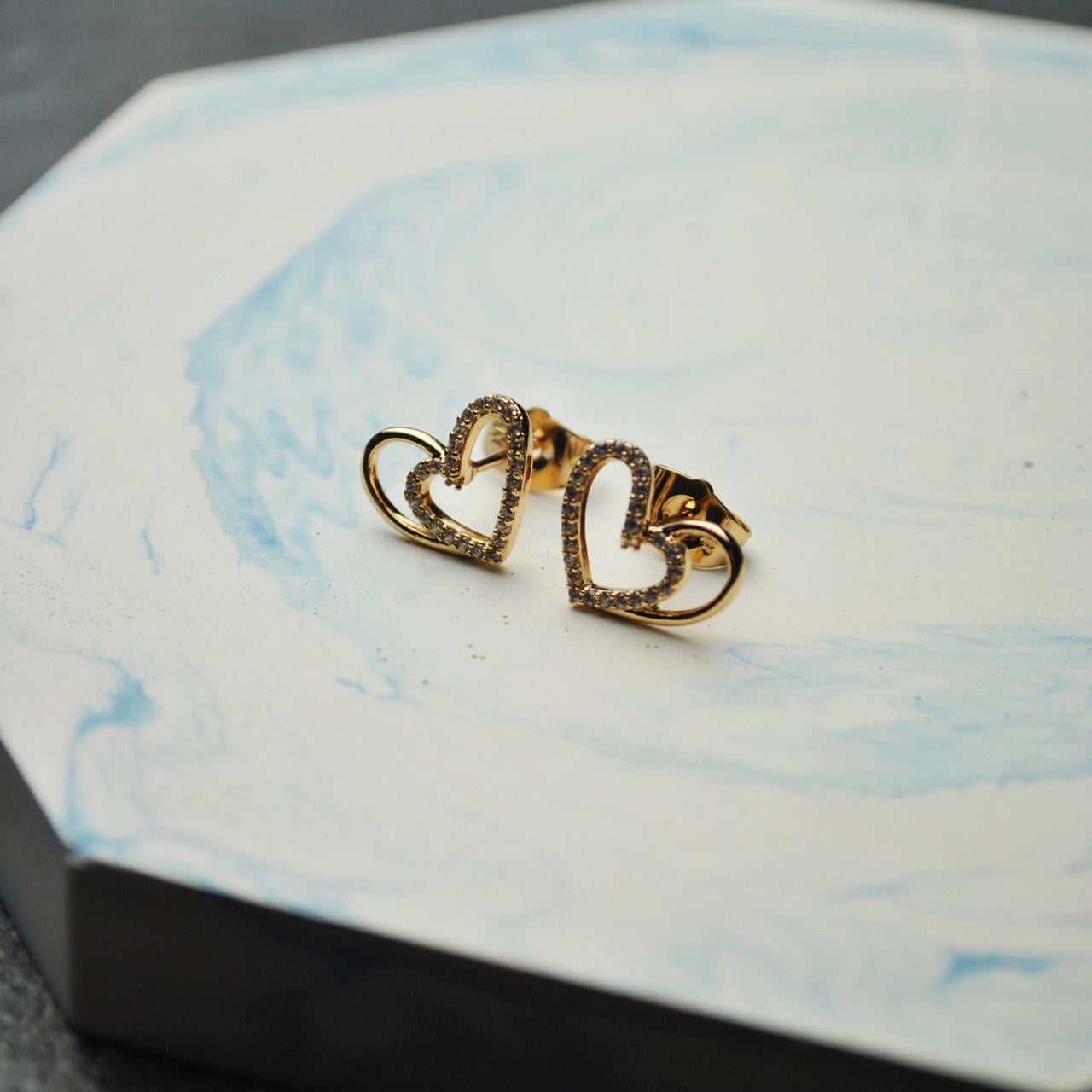 Сережки гвоздики сердца с фианитами медицинская сталь позолота (x170)