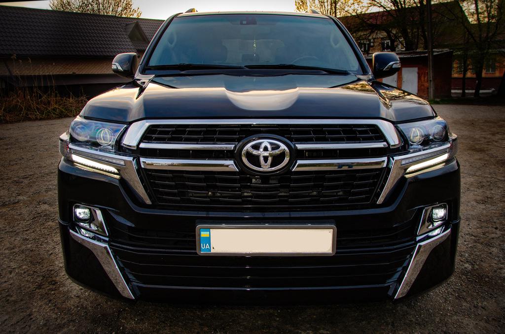 Apple 超お得セット ᐉ Комплект рестайлінгу з LC200 2008-2015 на 2021 Executive