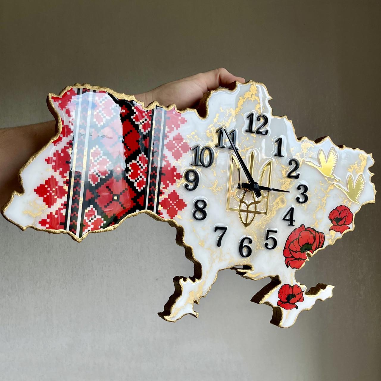 Часы настенные из эпоксидной смолы Карта Украины 70х45 см