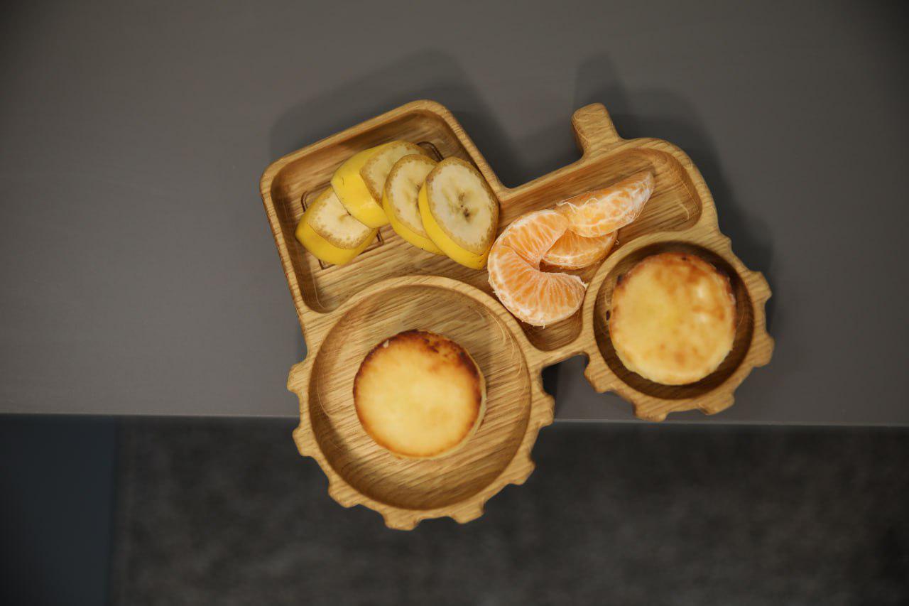 Дитяча тарілка Тракторець дерев'яна з ясена 21х17,5х2,5 см (WDB-16.1) - фото 6 Дитяча тарілка Тракторець дерев'яна з ясена 21х17,5х2,5 см (WDB-16.1) - фото 6