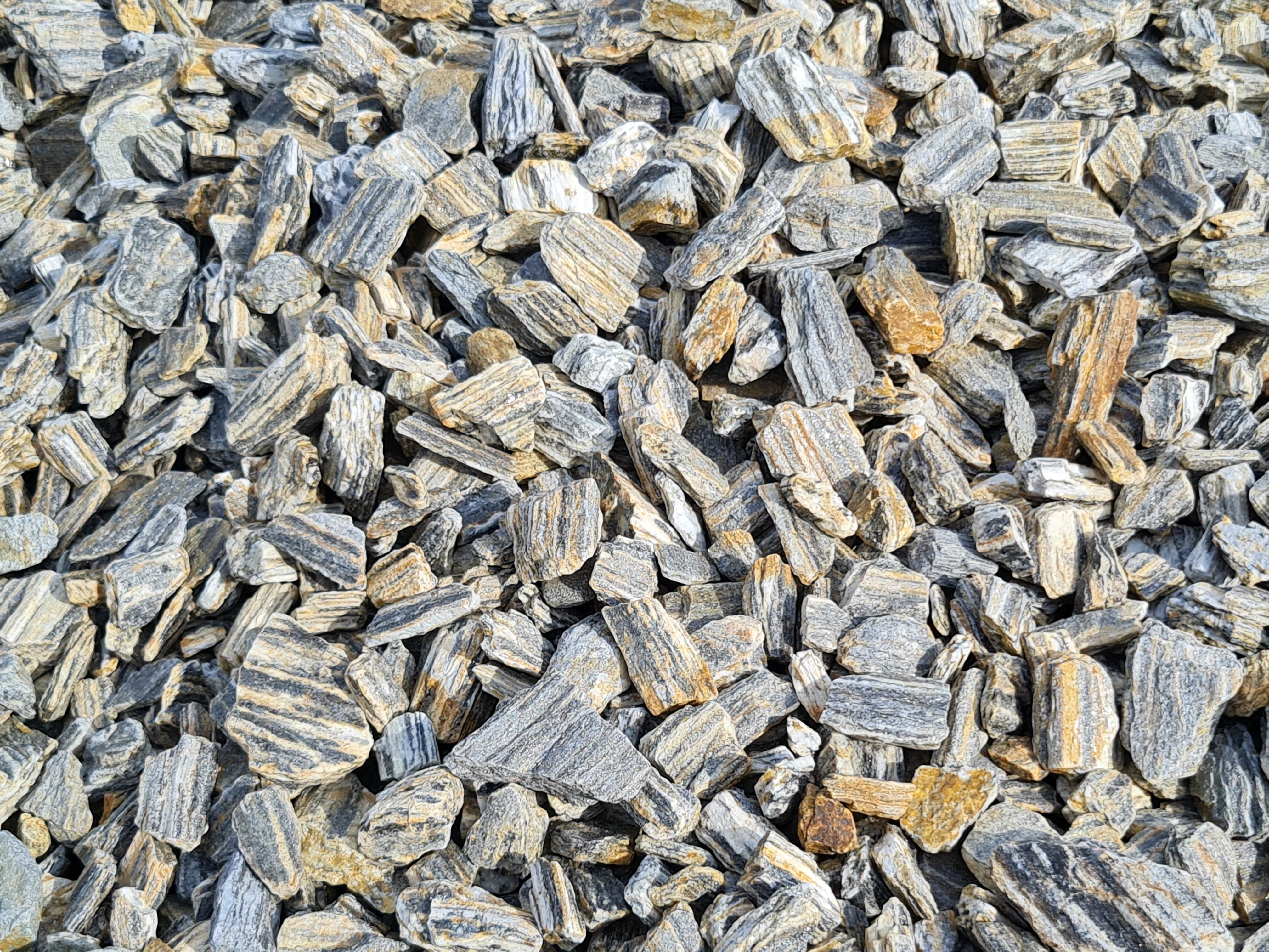 Крошка сланец/кварцит каменная кора для памятников и ландшафта STONE BARK фр. 1-3 см 20 кг