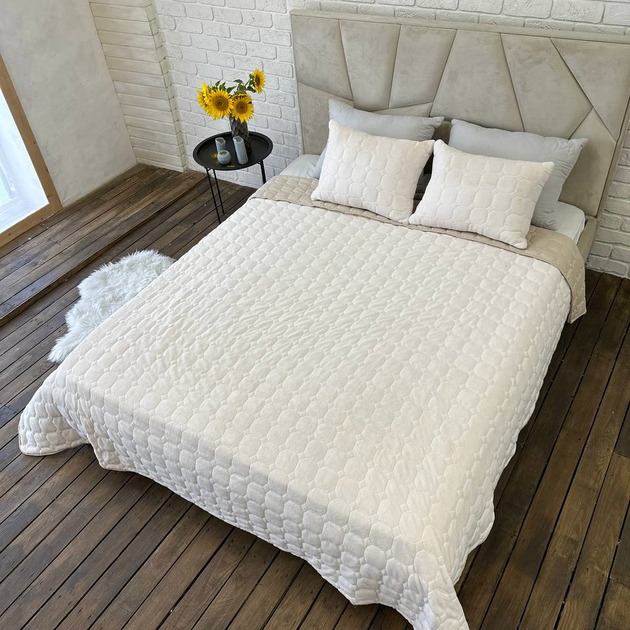 Покривало стьобане з подушками в комплекті 220x240 см Білий