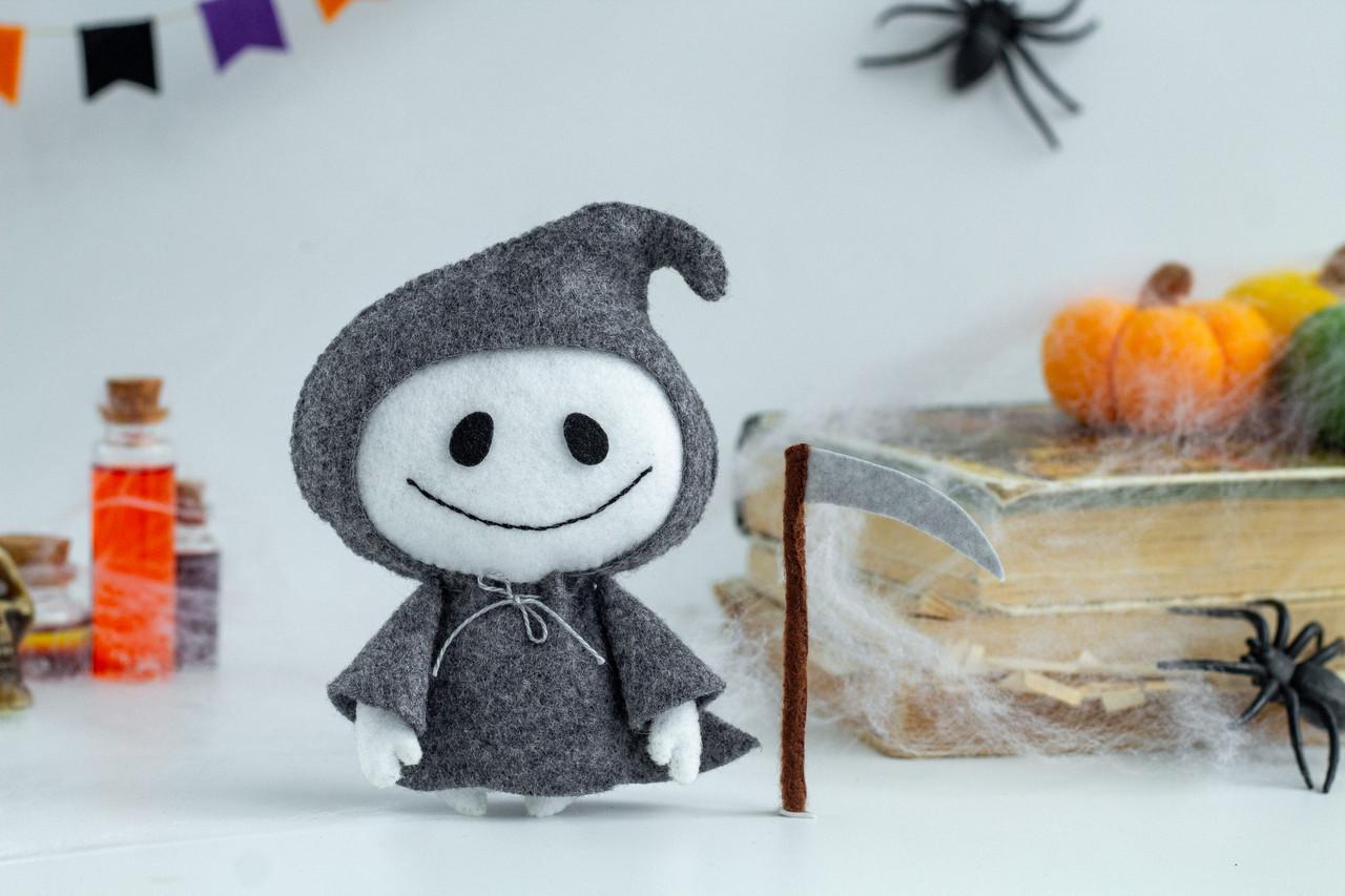 Игрушка фетровая Жнец с косой (29528495) - фото 7 Игрушка фетровая Жнец с косой (29528495) - фото 7