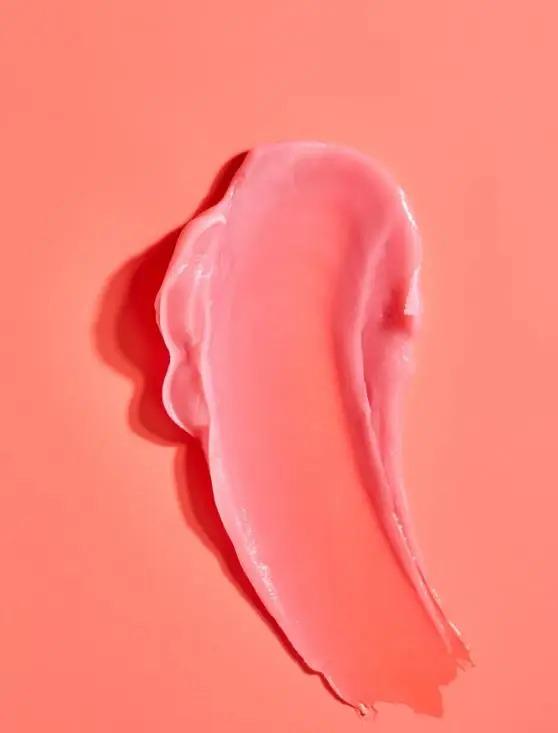 Маска ночная для губ Tree Hut Strawberry Overnight Lip Mask 17 г - фото 3 Маска ночная для губ Tree Hut Strawberry Overnight Lip Mask 17 г - фото 3