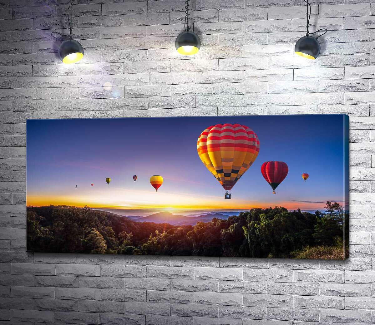 Картина ArtPoster Яркие воздушные шары летают над туманными вершинами лесных деревьев 50x24 см Модуль №1 (003215)