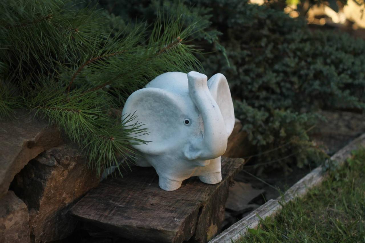 Садовая фигура/статуэтка Интересний слон из цемента ручная работа 15 см (626479) Садовая фигура/статуэтка Интересний слон из цемента ручная работа 15 см (626479)