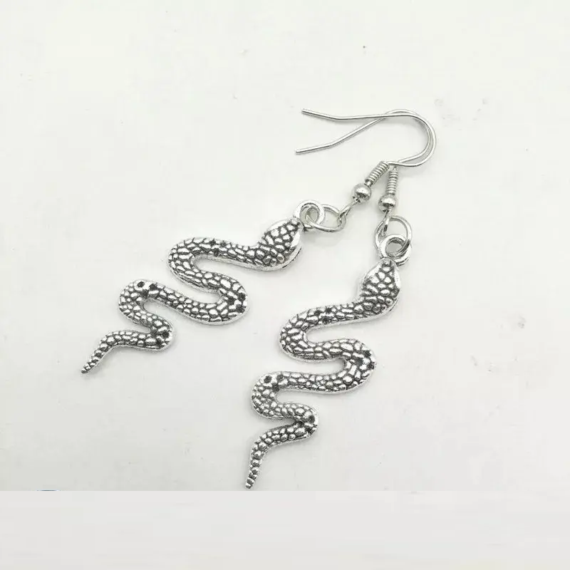 Сережки у формі змії (1467337989)