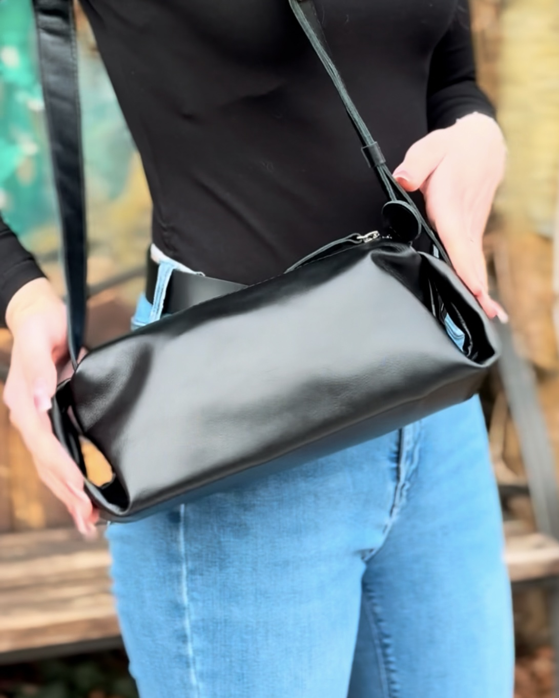 Сумка женская Legessy из натуральной кожи MEY Black (MEY BLACK) - фото 6 Сумка женская Legessy из натуральной кожи MEY Black (MEY BLACK) - фото 6