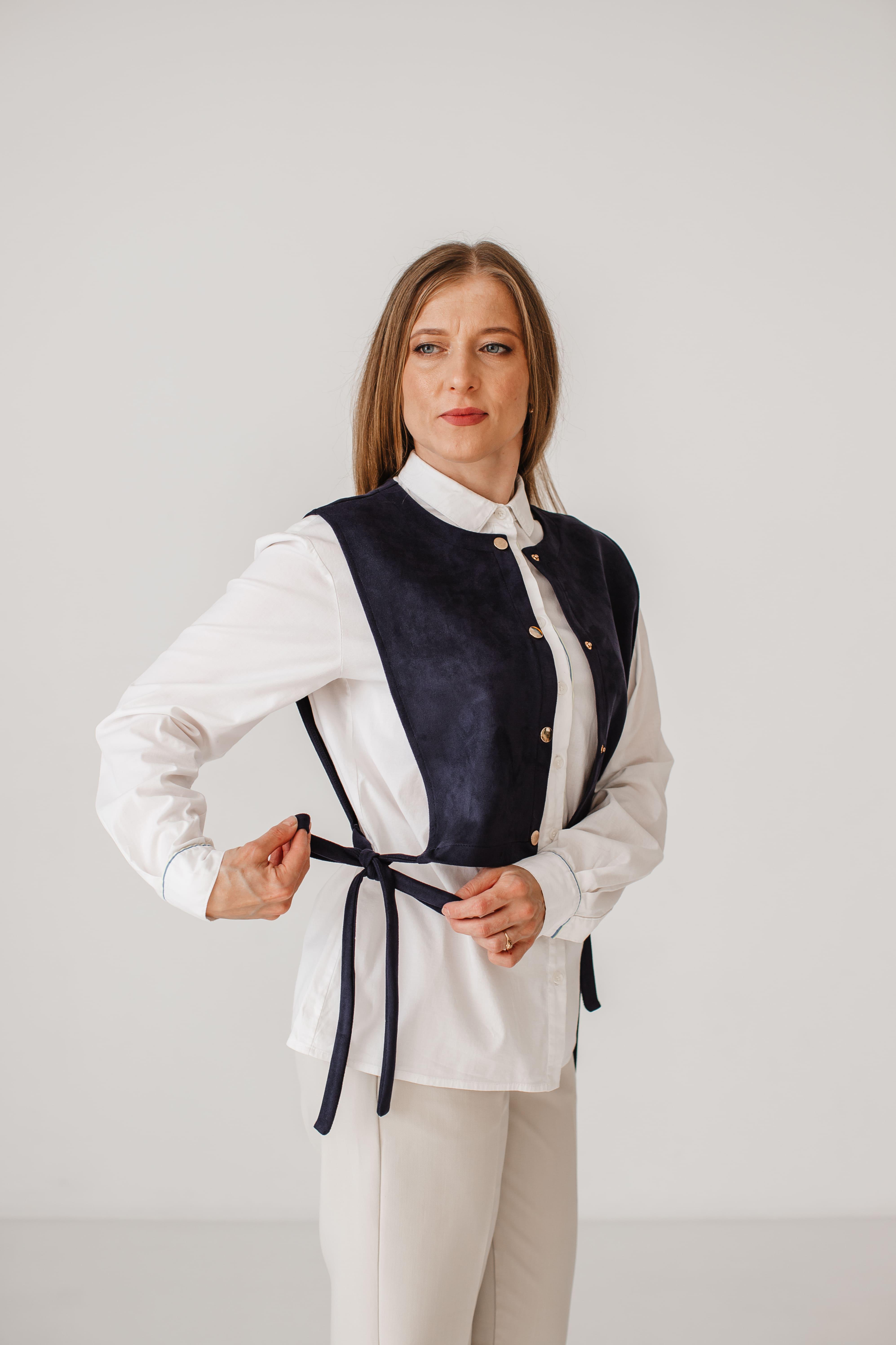 Жилет жіночий VSlatinina замшевий на кнопках S Темно-синій (01234567829) - фото 8 Жилет жіночий VSlatinina замшевий на кнопках S Темно-синій (01234567829) - фото 8