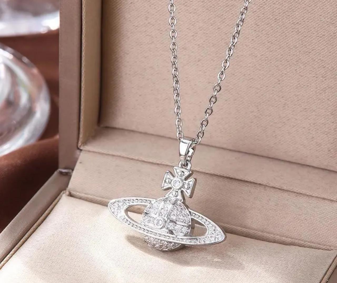 Подвеска женская Vivienne Westwood на шею