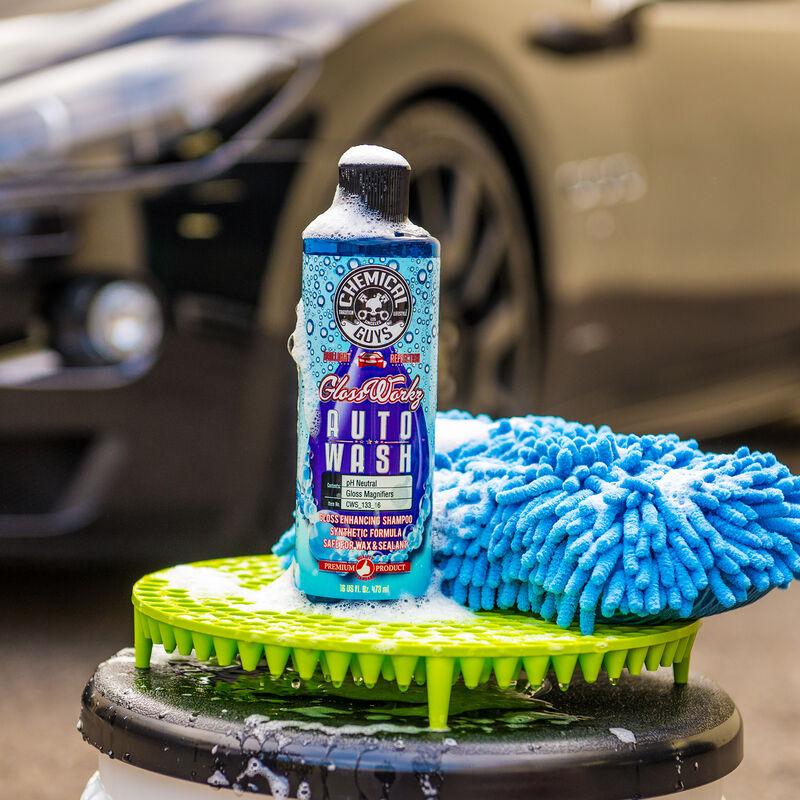 Автошампунь із підсилювачем блиску та нейтральним pH Chemical Guys GlossWorkz Auto Bath 473 мл - фото 2 Автошампунь із підсилювачем блиску та нейтральним pH Chemical Guys GlossWorkz Auto Bath 473 мл - фото 2