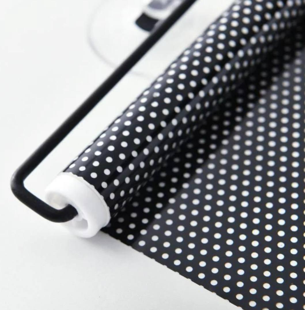 Шторка сонцезахисна рулонна на присосках для спальні/кухні/автомобіля 58х125 см (219fe473) - фото 5 Шторка сонцезахисна рулонна на присосках для спальні/кухні/автомобіля 58х125 см (219fe473) - фото 5