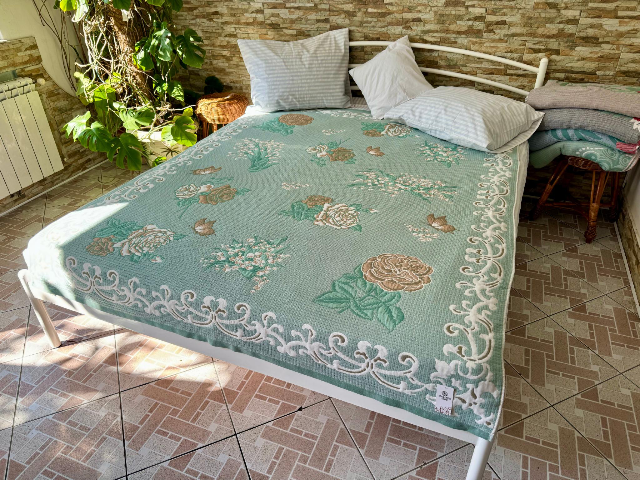 Простынь из льна полуторная Цветочки 150х200 см Зеленый (L5518-G/-150)