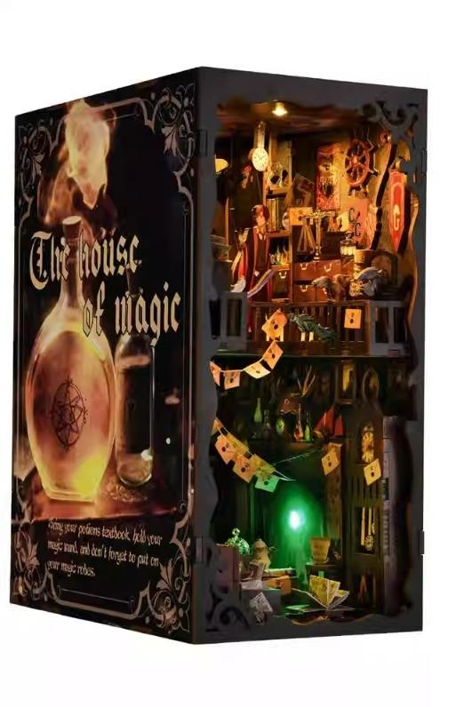 Бук-нук 3D The House of Magic Book Nook (SL-08)