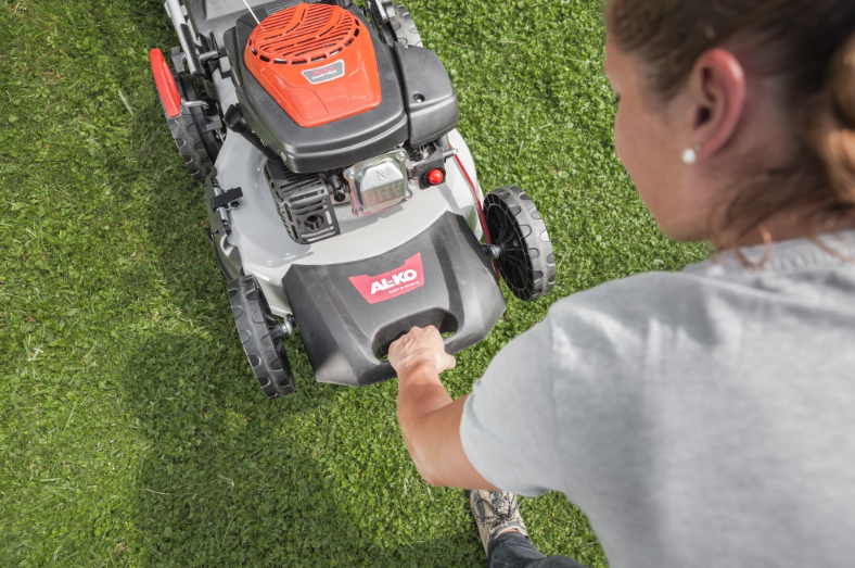 Газонокосилка бензиновая AL-KO Easy 4.60 SP-S самоходная - фото 7 Газонокосилка бензиновая AL-KO Easy 4.60 SP-S самоходная - фото 7