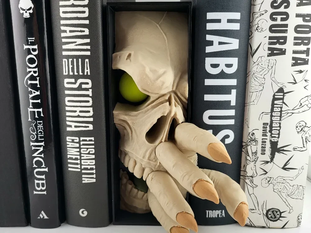 Вставка між книгами декоративна Book Nook (35334448)