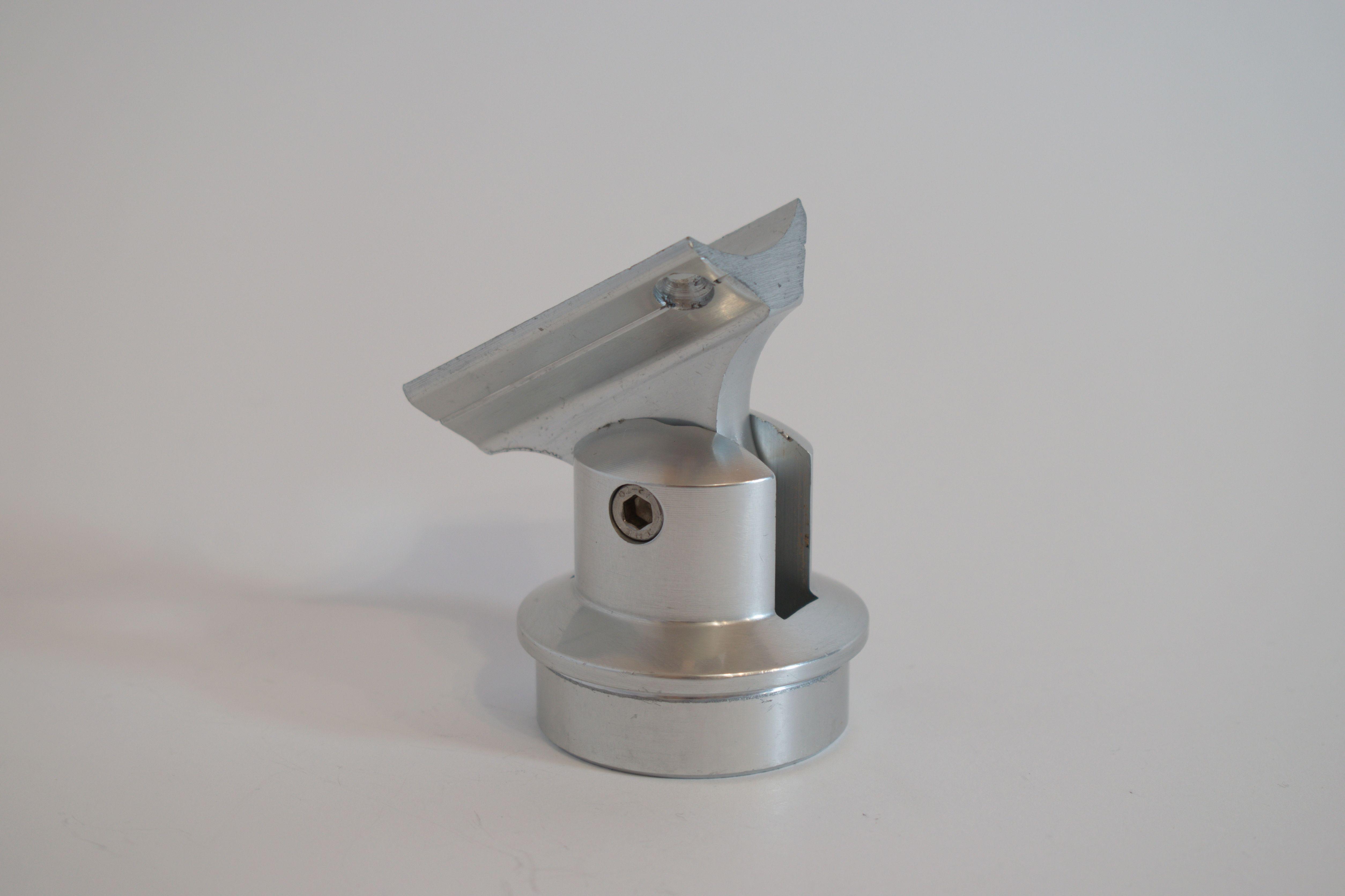 З'єднувач поручня з поручнем шарнірний до алюмінієвих поручнів тип коло Срібний (10301с)