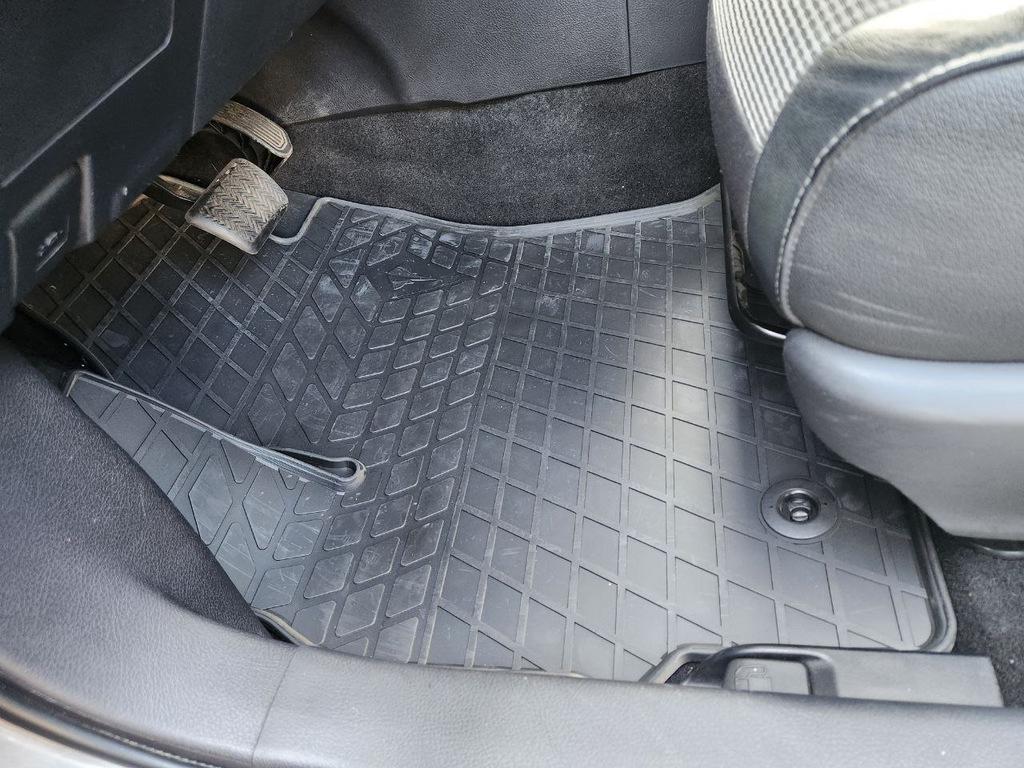 Резиновые коврики Stingray для Toyota Auris 2012-2018 гг. резина Черный