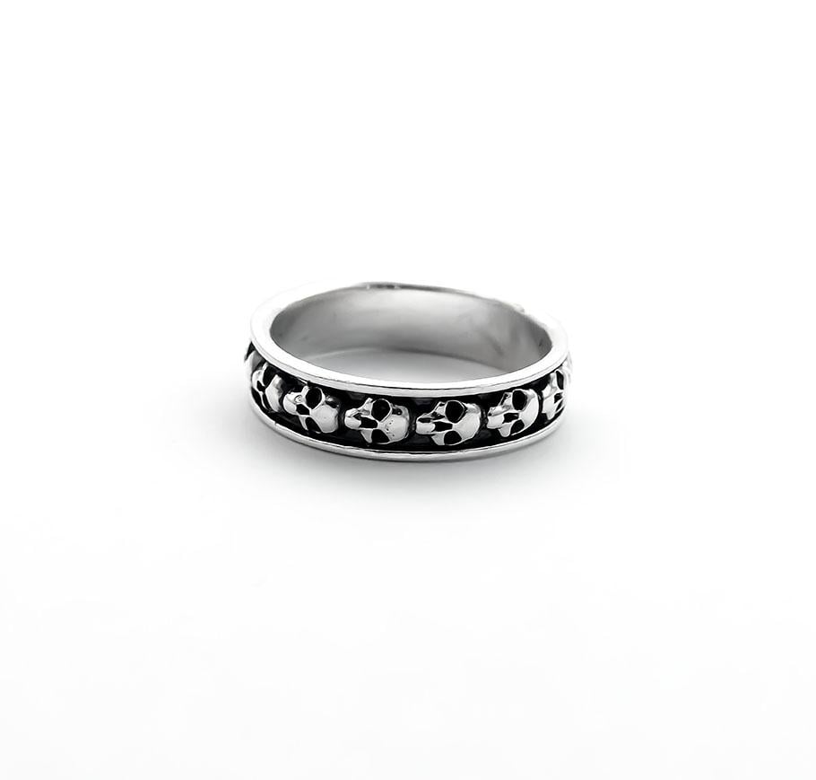 Кольцо в форме черепа Maxi Silver 8005 SE р. 19 (8800583)