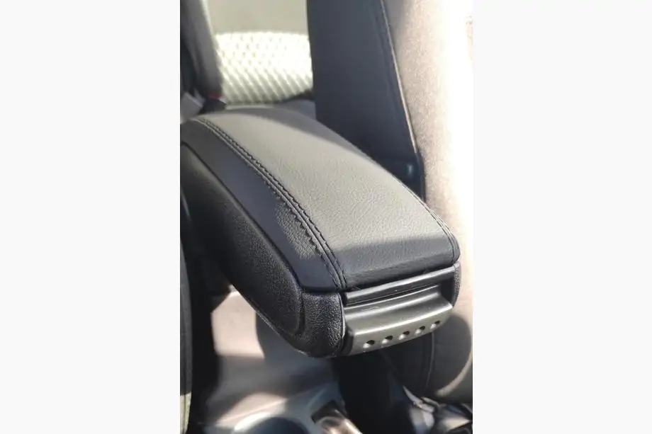 Подлокотник на Ford C-Max 2010 (29-51-2609603)