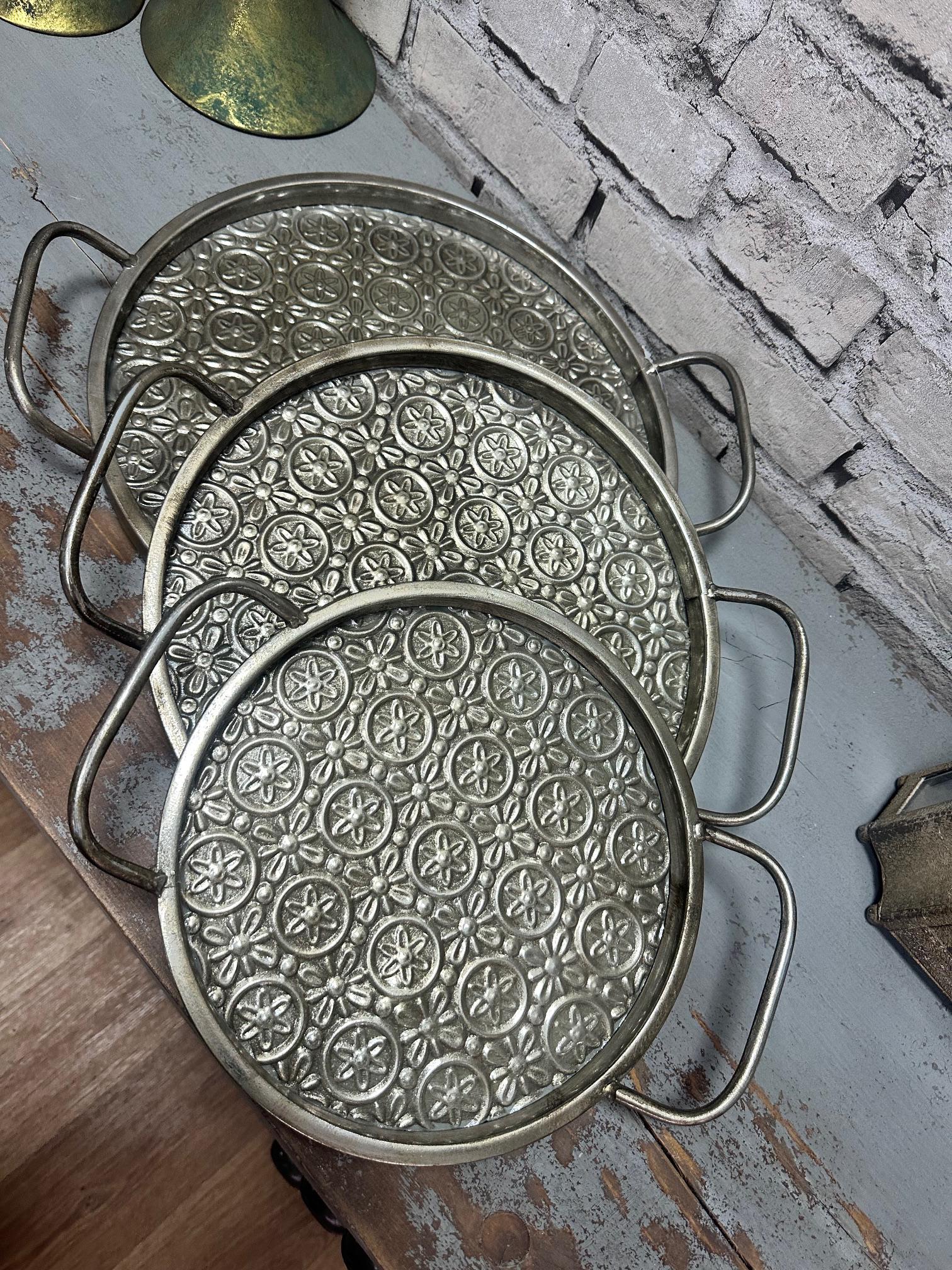 Набір таць декоративних 3 шт. 6,5x44,5x38/6,5x39,5x33,5/ 6x34,5x28 см (142388) - фото 11 Набір таць декоративних 3 шт. 6,5x44,5x38/6,5x39,5x33,5/ 6x34,5x28 см (142388) - фото 11