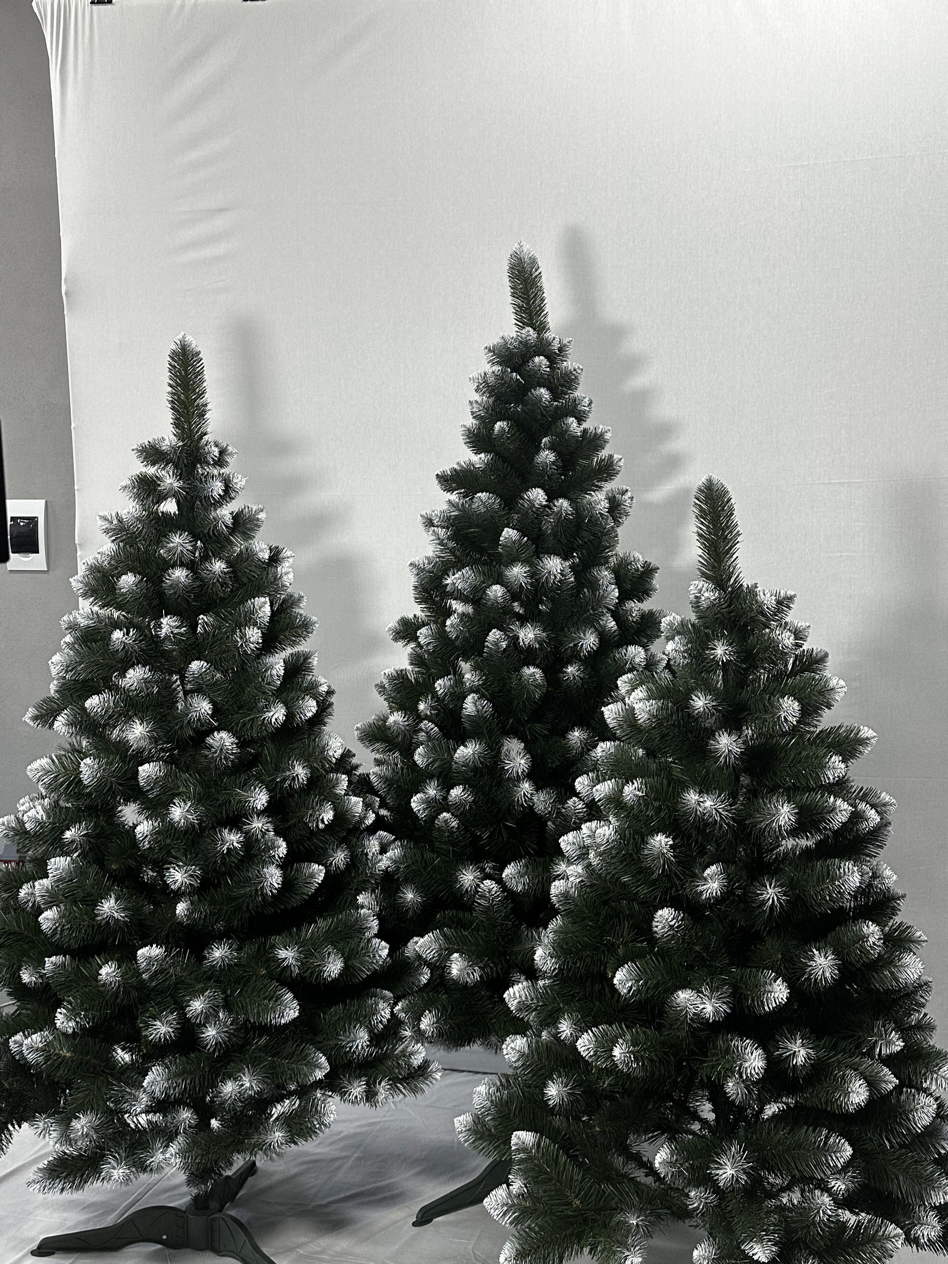 Искусственная елка Карпатская с белыми кончиками 1,3 м (q0001) - фото 3 Искусственная елка Карпатская с белыми кончиками 1,3 м (q0001) - фото 3