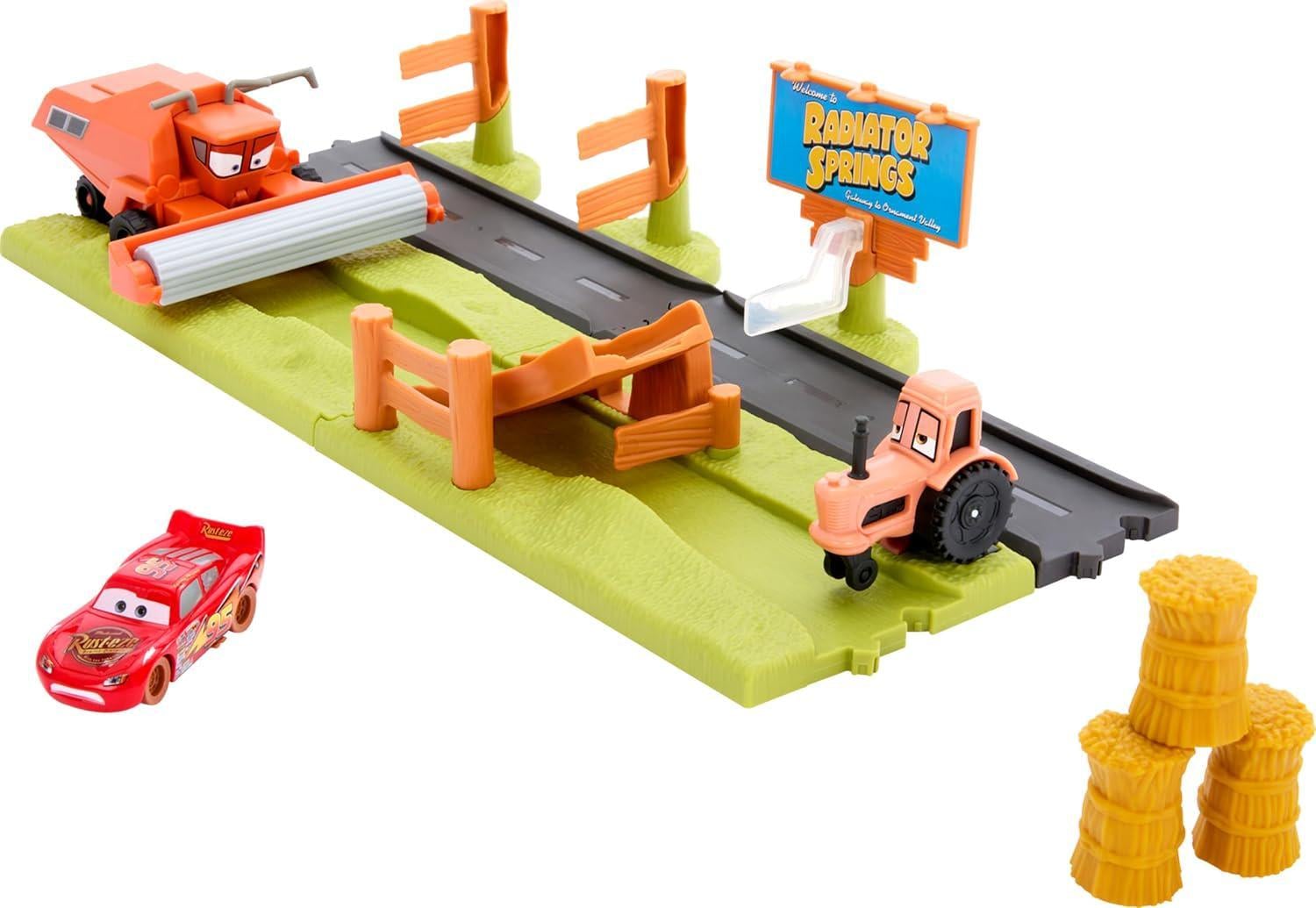 Игровой набор Mattel Disney Pixar Cars Frank Escape&Stunt Race Молния Маккуин/Комбайн/Трактор (24618915)