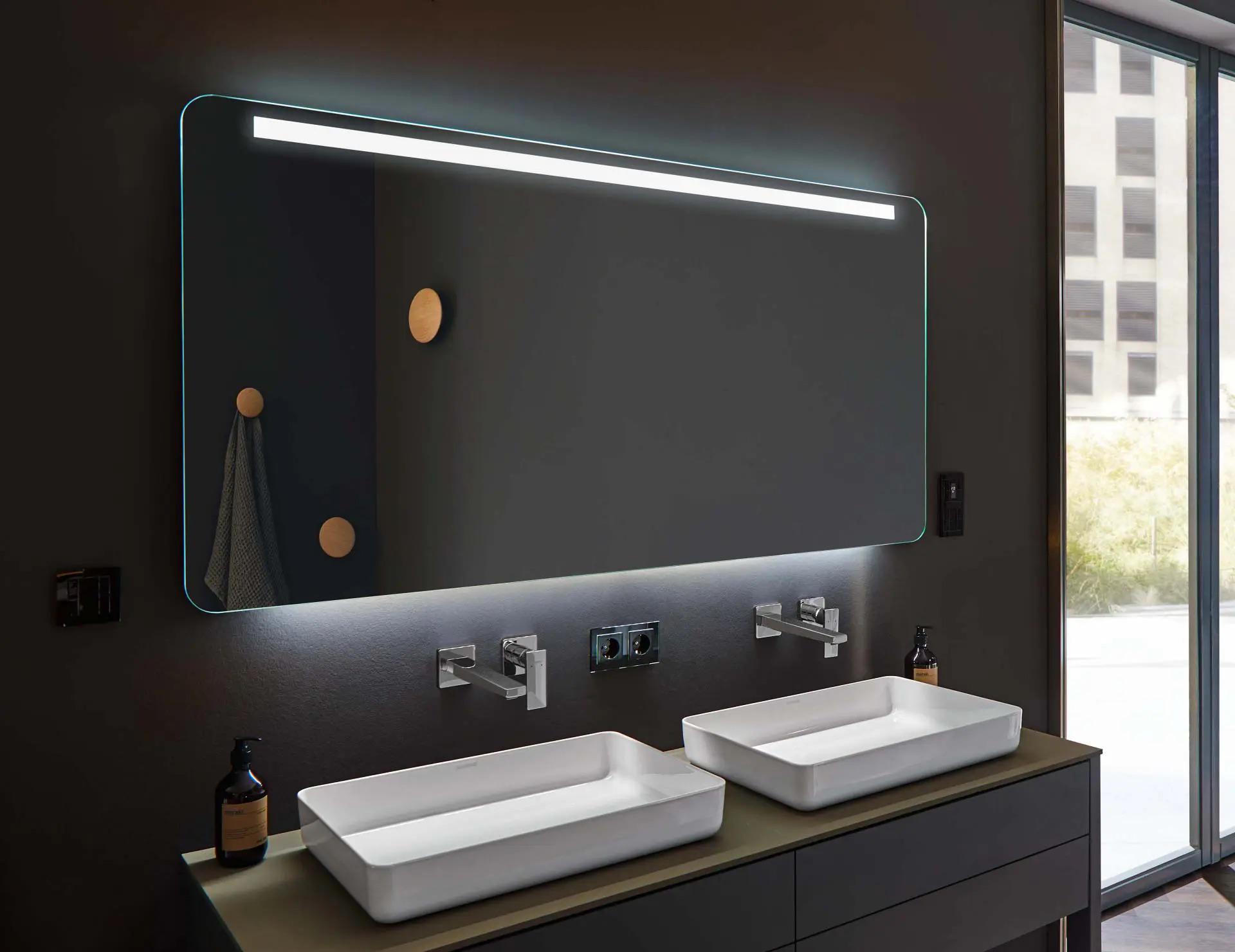 Зеркало Dim Dzerkal GANOA с LED-подсветкой 70х120 см (4260)