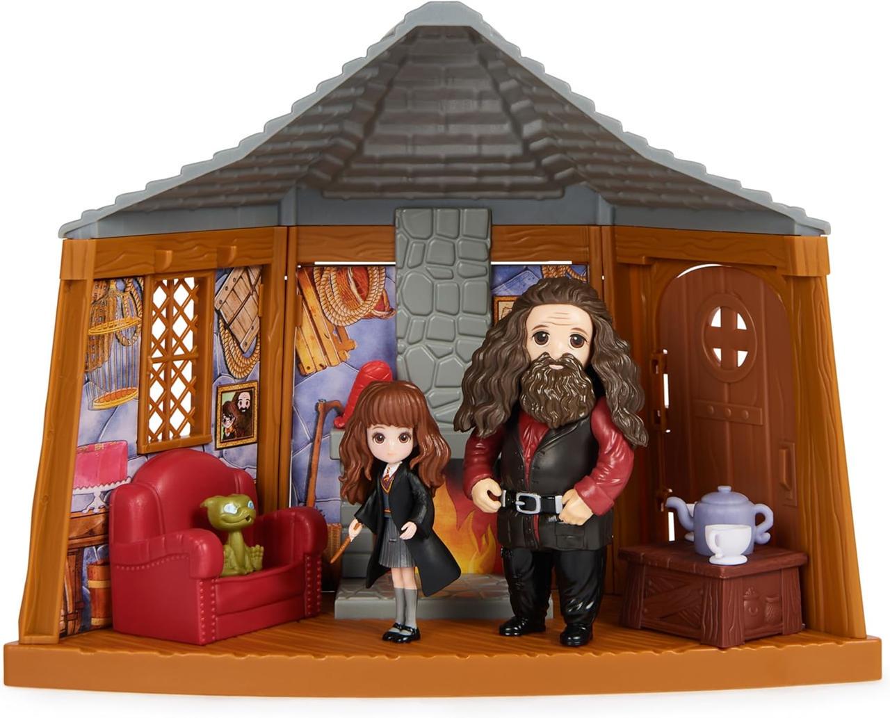 Игровой набор Wizarding World Harry Potter Хижина Хагрида с фигурками и аксессуарами (6068010) Игровой набор Wizarding World Harry Potter Хижина Хагрида с фигурками и аксессуарами (6068010)