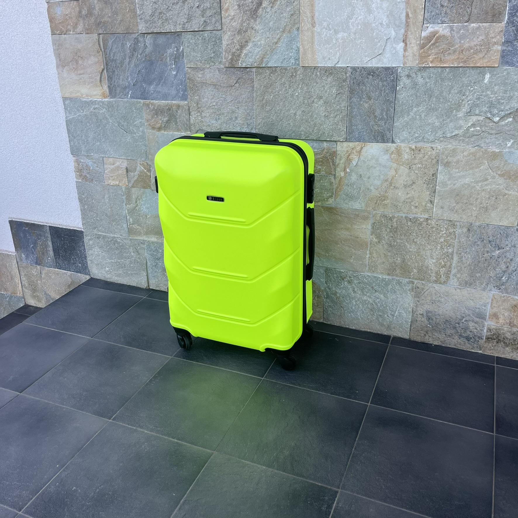 Валіза Bloom 147 дорожня М Лаймовий (17841647) - фото 2