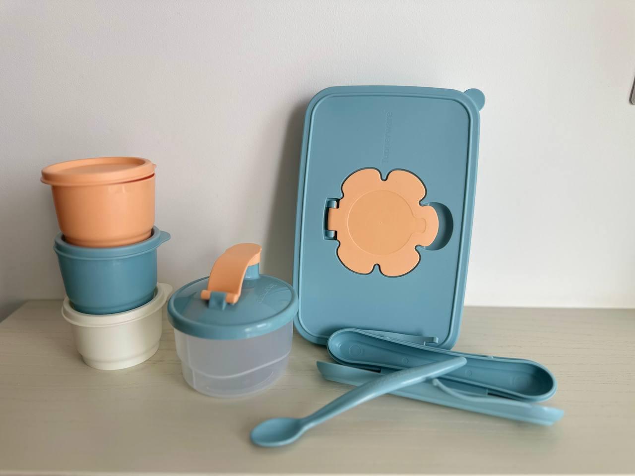 Набір контейнерів Tupperware для серветок із роздільником 250 мл/закусочні стаканчики 3 шт. 125 мл/ложка у футлярі (307) - фото 2 Набір контейнерів Tupperware для серветок із роздільником 250 мл/закусочні стаканчики 3 шт. 125 мл/ложка у футлярі (307) - фото 2